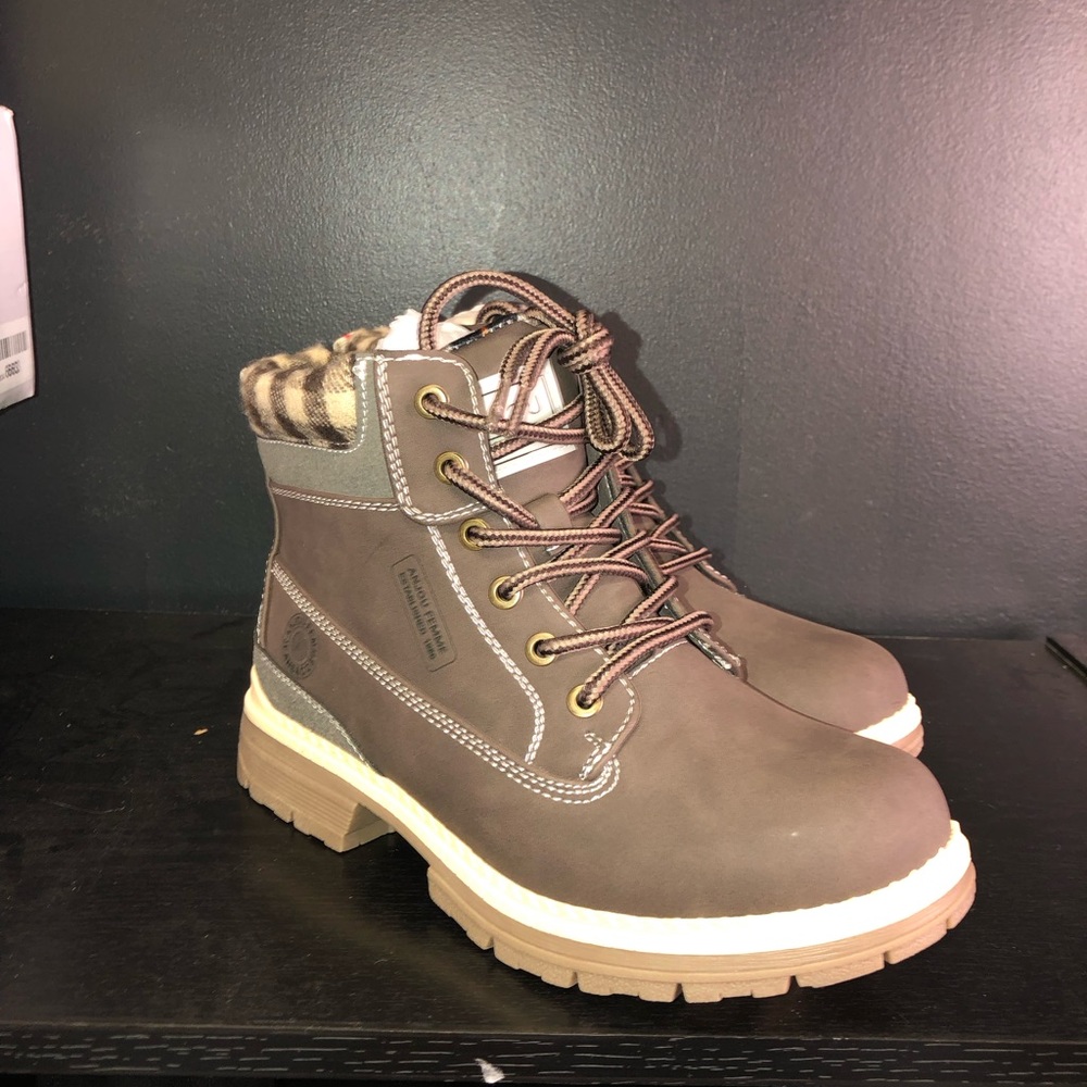 Women shoe